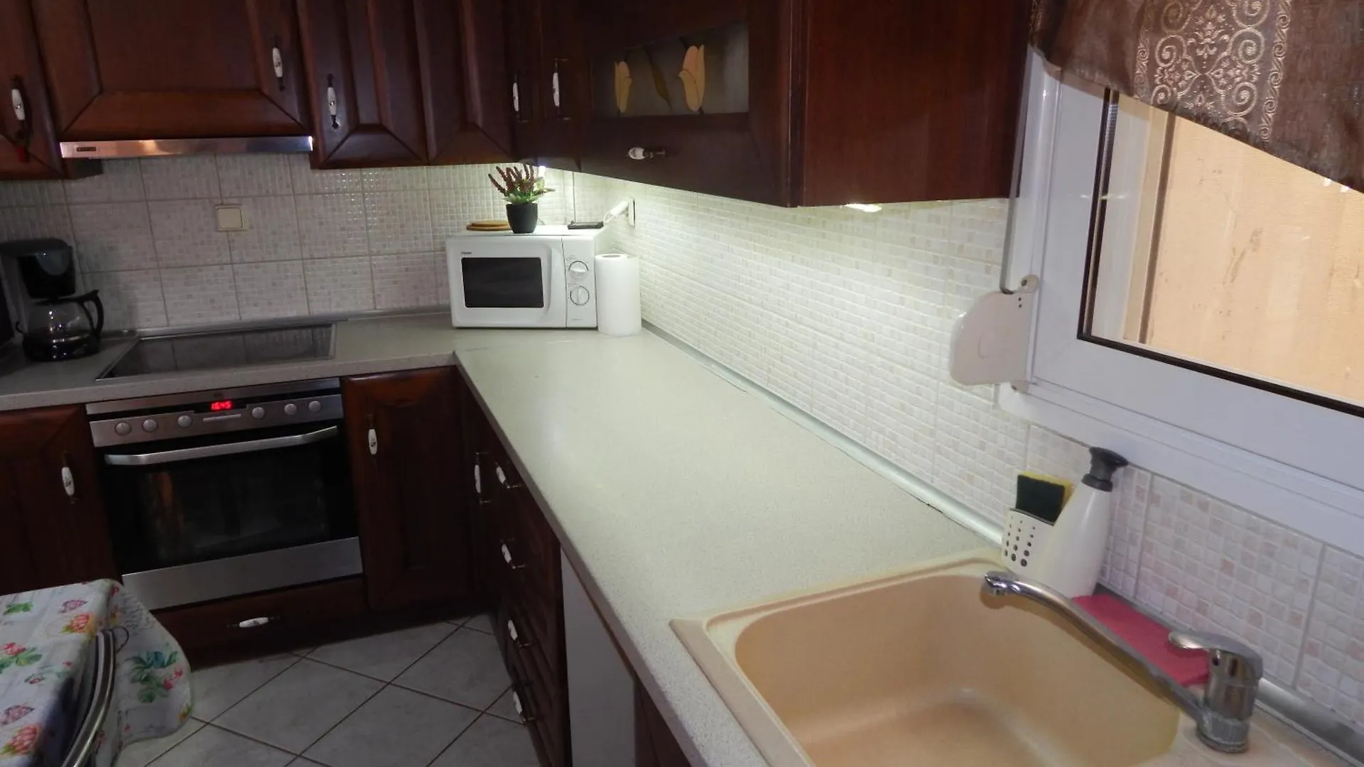 Philippos House In Nea Moudania Apartment