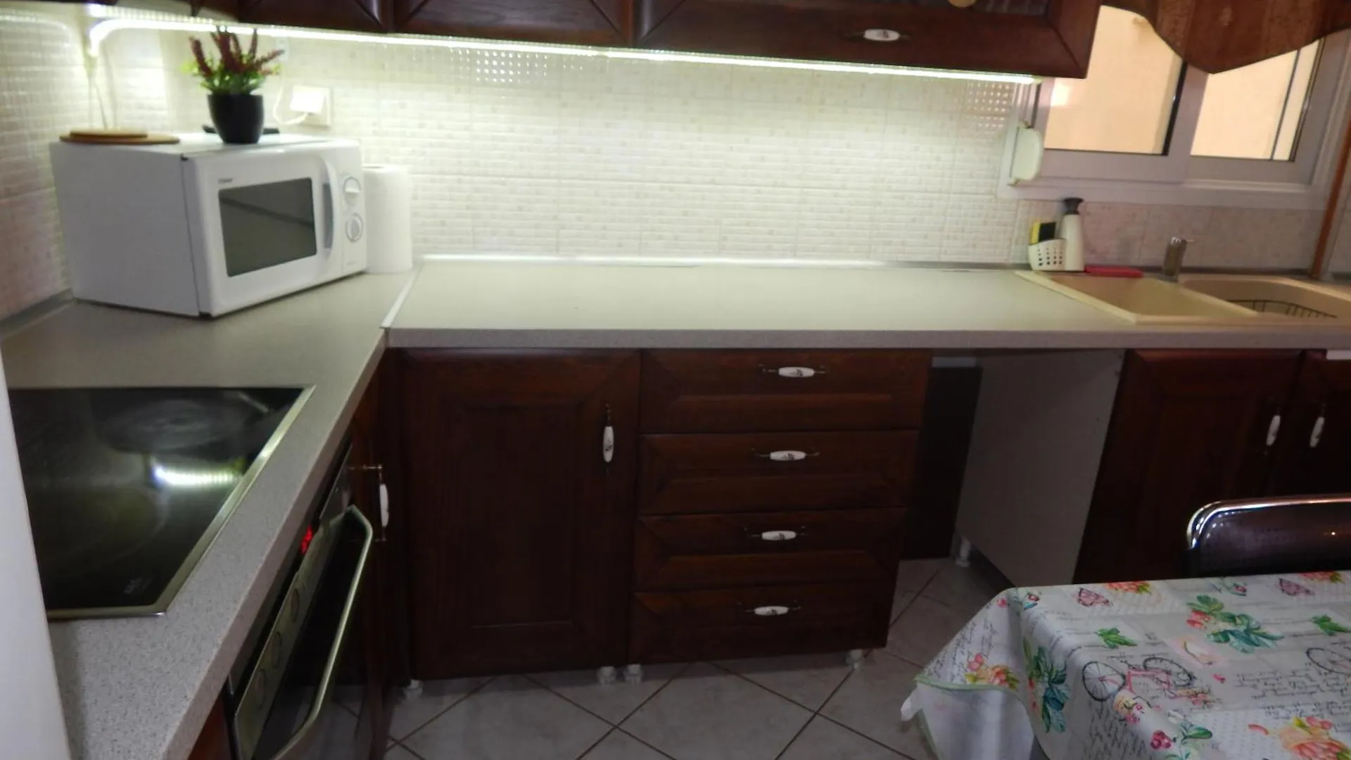 Philippos House In Nea Moudania Apartment